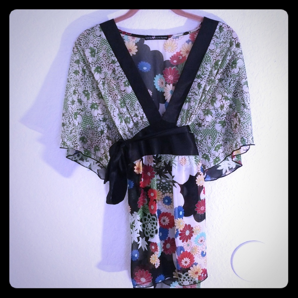 Love Squared Kimono-Style top